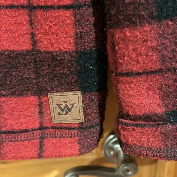 John Wayne Stock & Supply Red Black Buffalo Check 1/4 Zip. Fleece Henley Medium - Picture 4 of 5